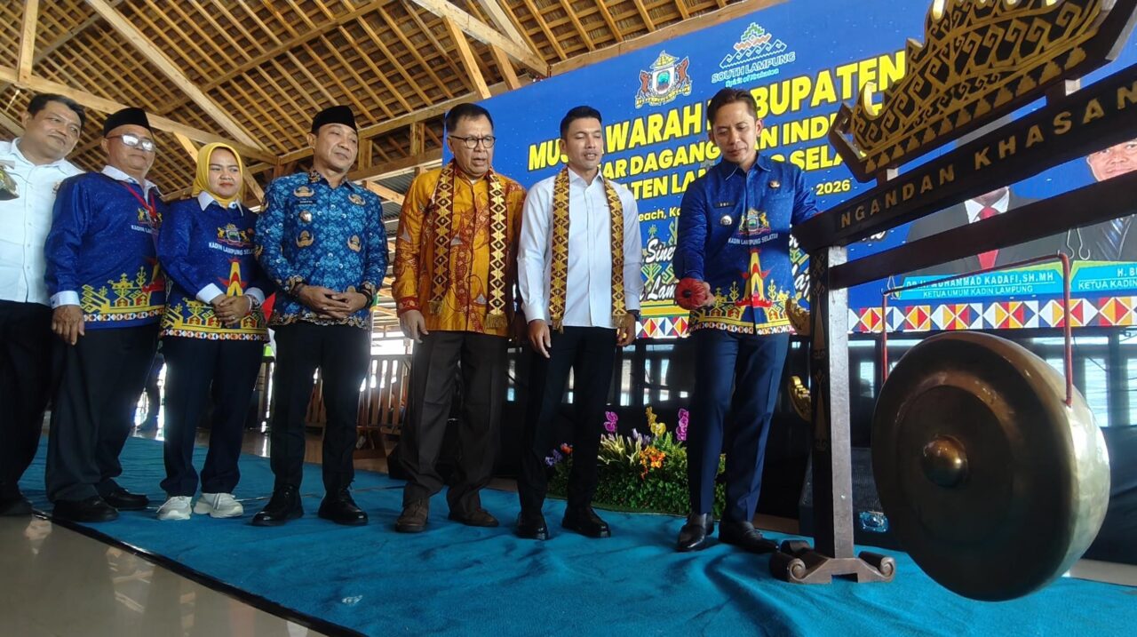 Pesan Egi di Acara Muskab VIII Kadin Lampung Selatan